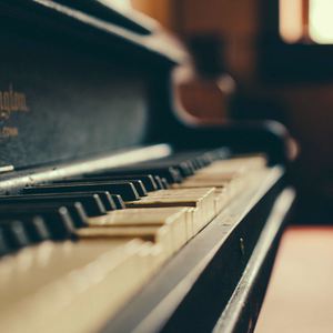 欧洲淫秽裸体美女
