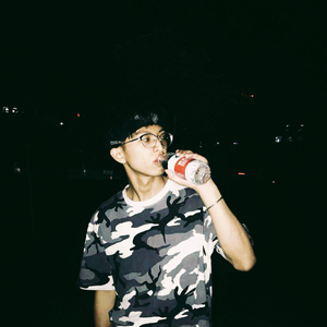 欧洲淫秽裸体美女
